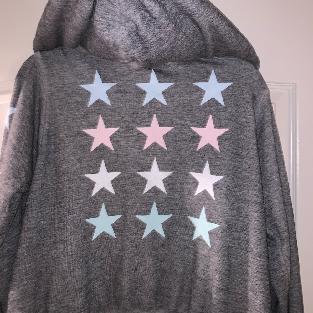 WILDFOX STAR ZIPPERED SWEATSHIRT💫